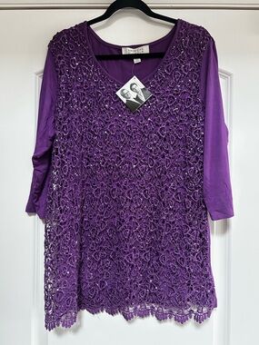 NWT AMERICAN GLAMOUR 1X Purple Sequin & Lace Front 3/4 Sleeve Women’s Tunic Top